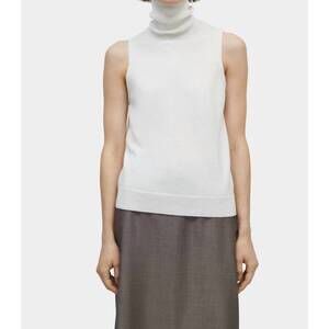 NEW CORDERA merino wool turtleneck vest in white